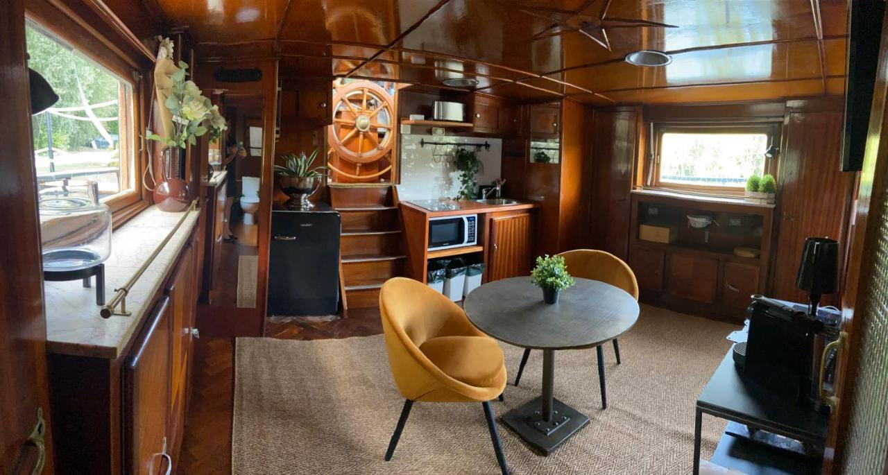Studio Sur La Peniche Santa Julia A Chantilly Insolys Saint-Leu-dʼEsserent Kültér fotó