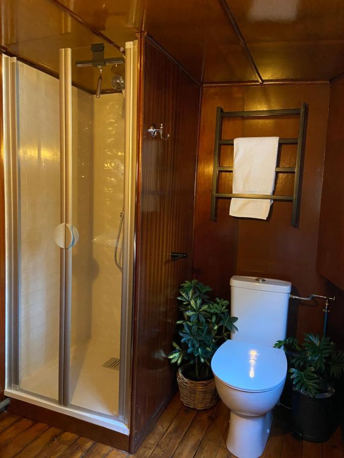 Studio Sur La Peniche Santa Julia A Chantilly Insolys Saint-Leu-dʼEsserent Kültér fotó